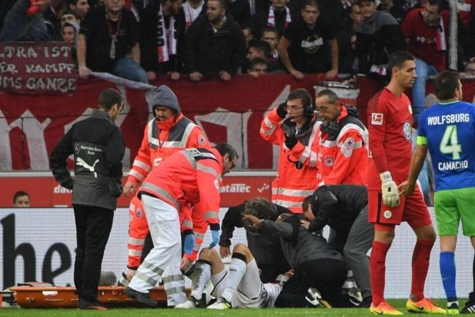 VfB Stuttgart - VfL Wolfsburg VfB Stuttgart - VfL Wolfsburg