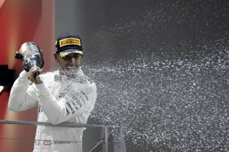 WM-Führender Hamilton WM-Führender Hamilton
