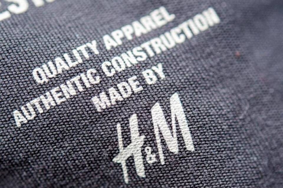 Hennes und Mauritz (H&M) Hennes und Mauritz (H&M)