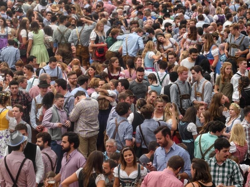 Frauen oktoberfest betrunkene München: Freispruch