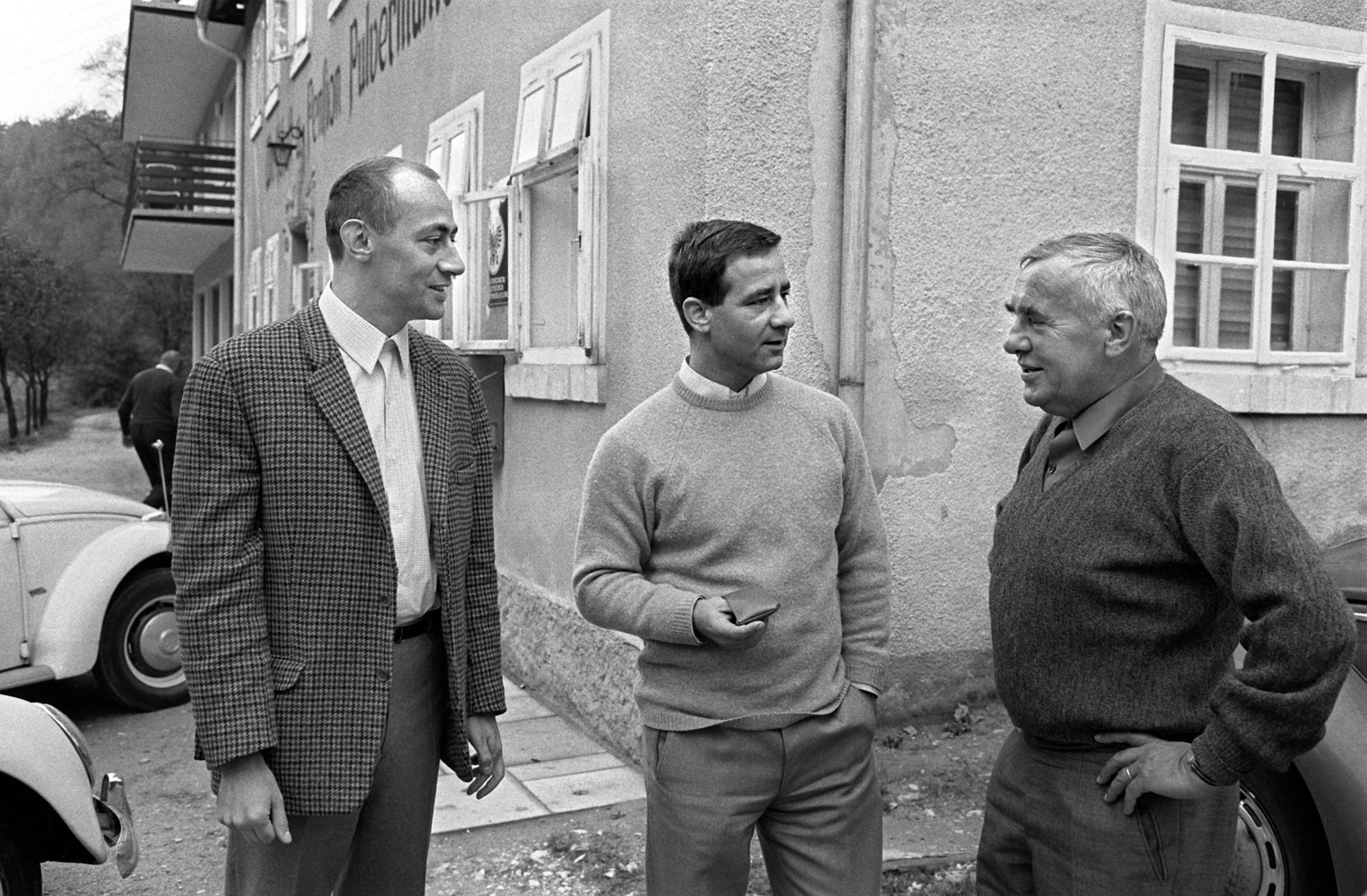 Mehr als ein Klassentreffen Wiedersehen der Gruppe 47 nach 50 Jahren Literatur RNZ