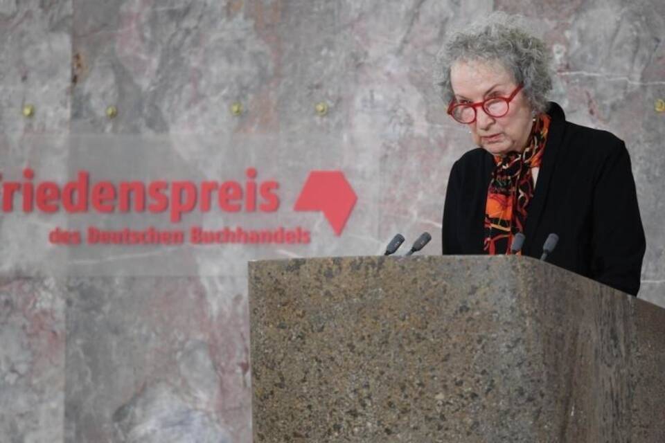 Margaret Atwood Margaret Atwood