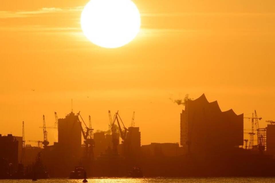 Sonnenaufgang in Hamburg Sonnenaufgang in Hamburg