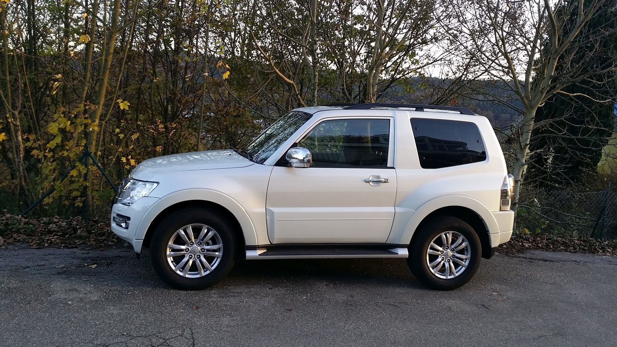 Mitsubishi Pajero Spy Shoot Mitsubishi Pajero Spy Shoot