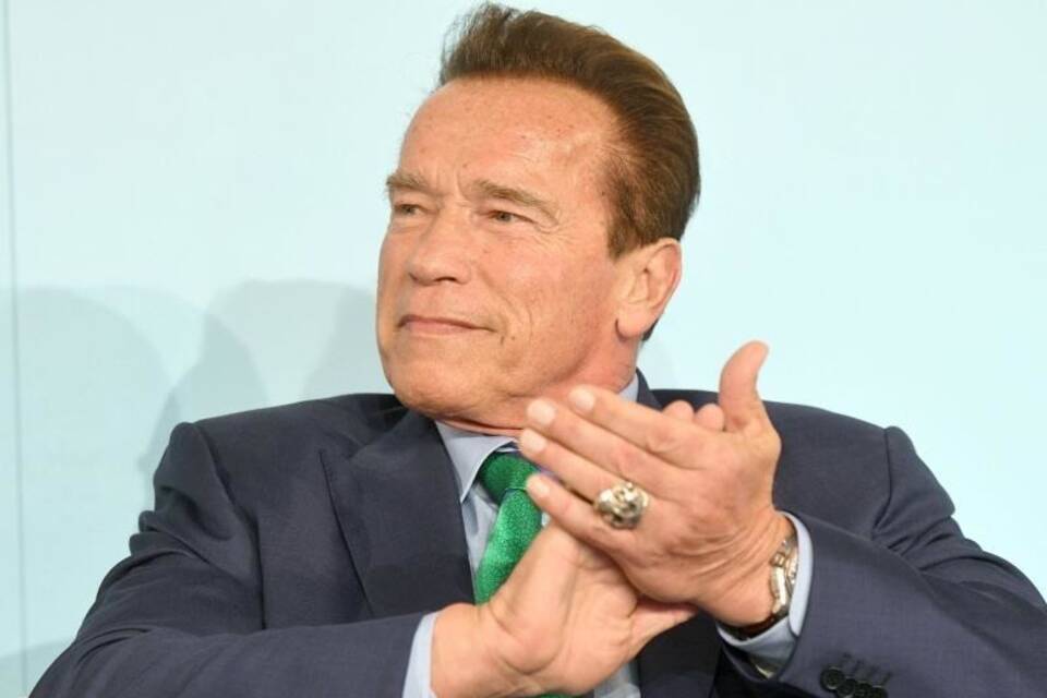 Arnold Schwarzenegger Arnold Schwarzenegger