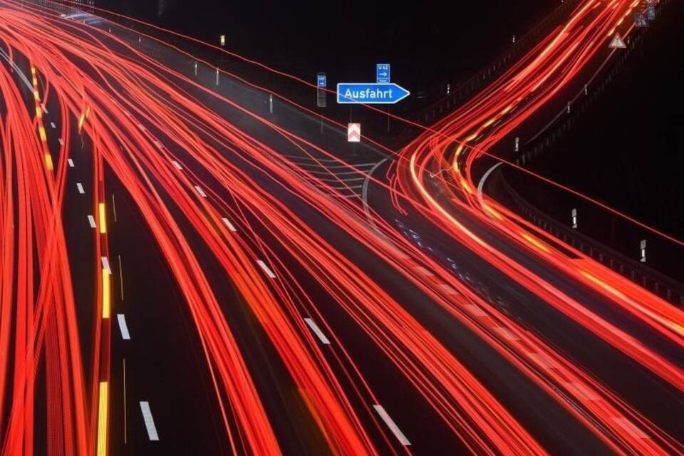 Autos bei Nacht Autos bei Nacht