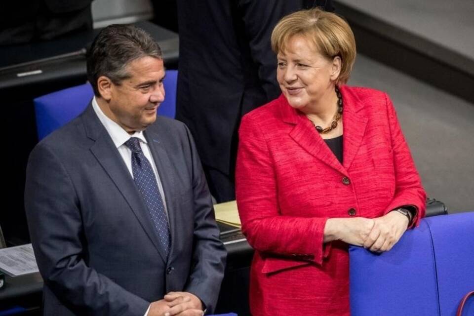 Merkel und Gabriel im Bundestag