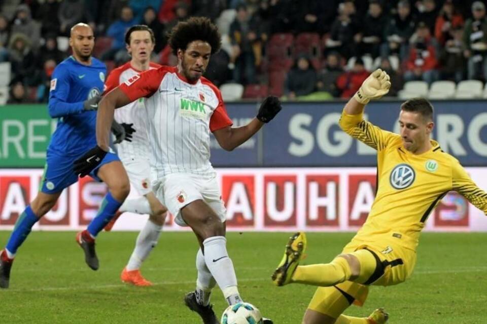 FC Augsburg - VfL Wolfsburg FC Augsburg - VfL Wolfsburg