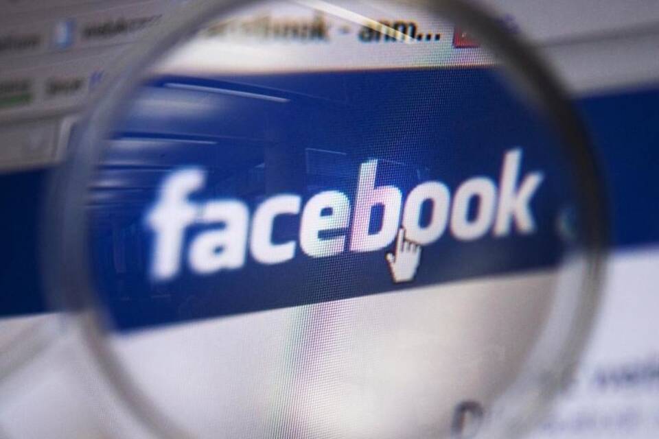 Facebook Facebook