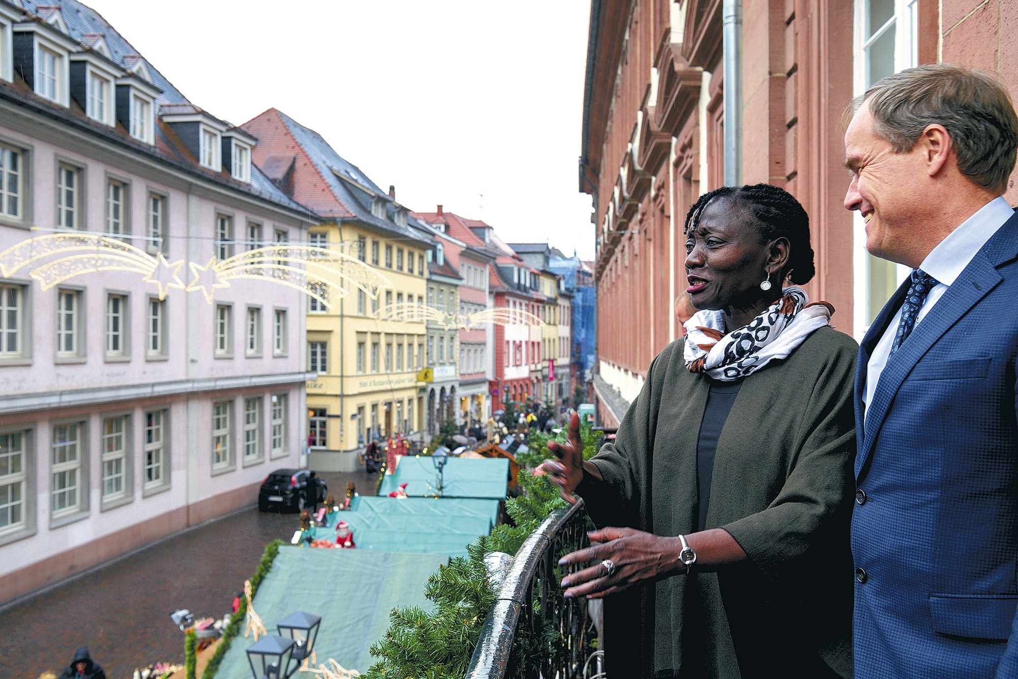 Auma Obama Zu Besuch In Heidelberg Das Schloss War Wie Ein Grosser Spielplatz Nachrichten Aus Heidelberg Rnz