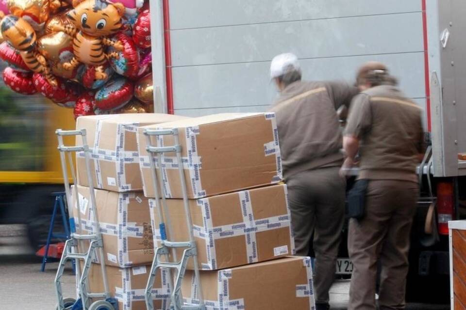 Paketlieferungen Paketlieferungen