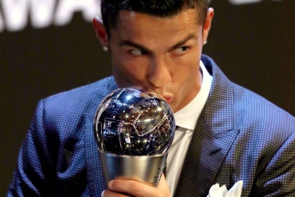 Cristiano Ronaldo Cristiano Ronaldo