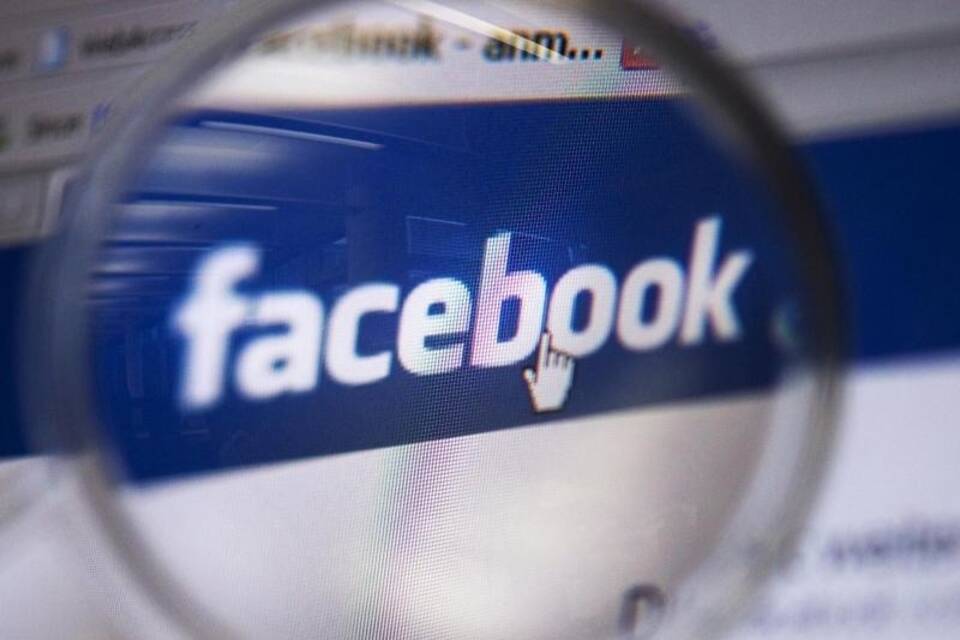 Facebook Facebook