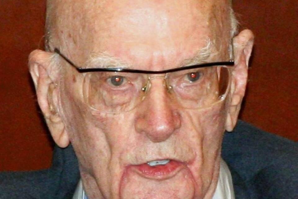 Arthur C. Clarke Arthur C. Clarke
