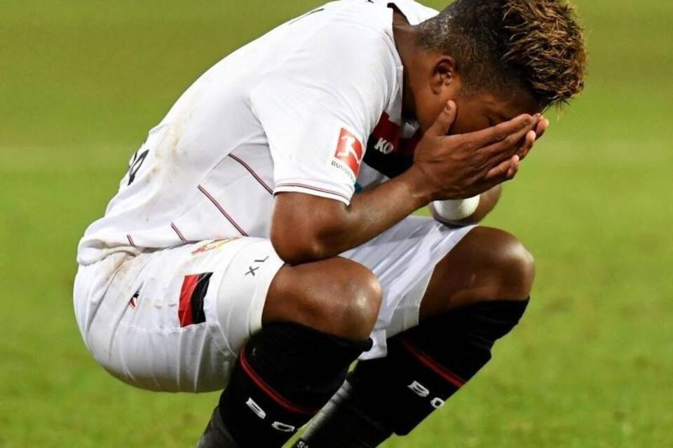 Hannover 96 - Bayer Leverkusen Hannover 96 - Bayer Leverkusen