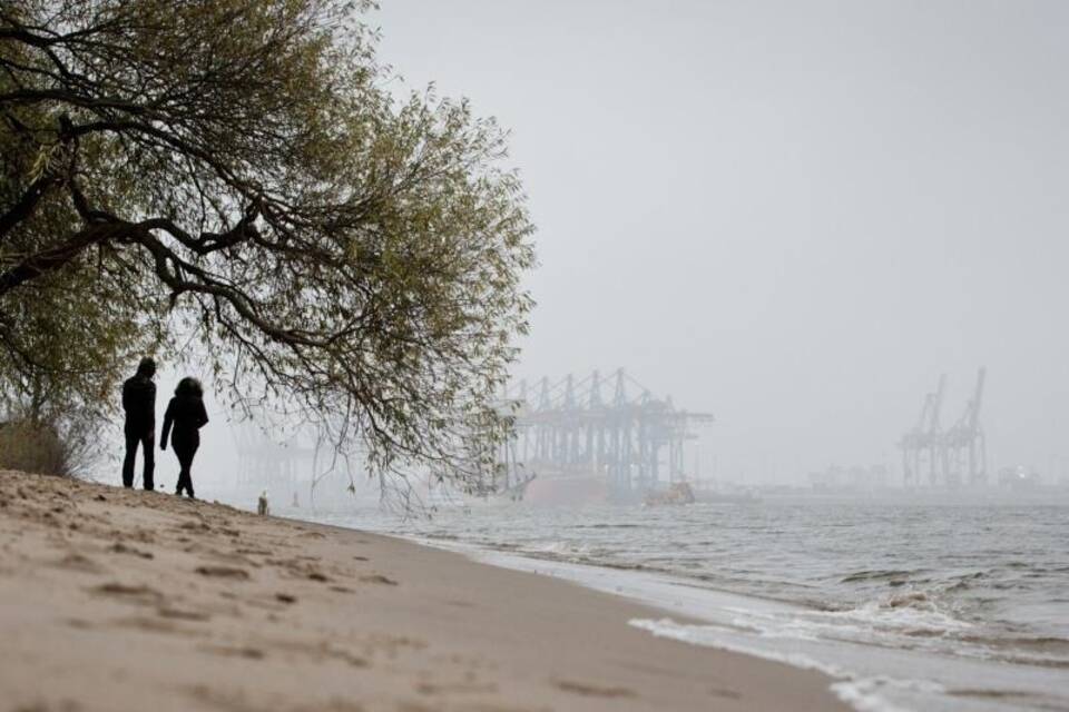 Elbe bei Övelgönne Elbe bei Övelgönne