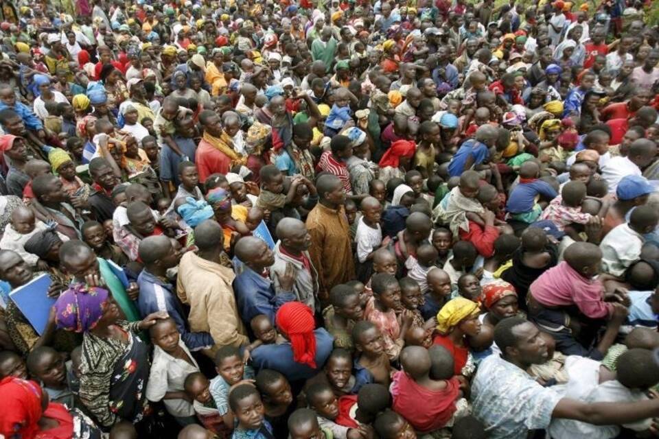 Menschenmasse im Kongo Menschenmasse im Kongo