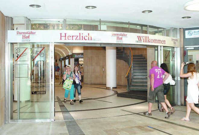 Das Darmstadter Hof Centrum Ist Sonntags Wieder Offen Doch Die Laden Bleiben Zu Nachrichten Aus Heidelberg Rnz