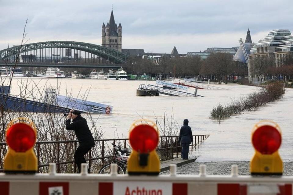 Uferstraße in Köln