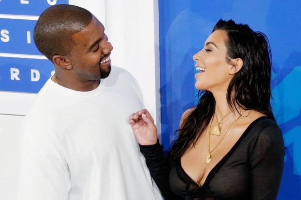 Kim Kardashian und Kanye West Kim Kardashian und Kanye West