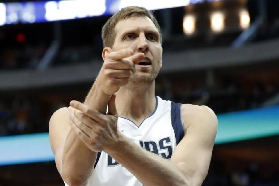 Dirk Nowitzki Dirk Nowitzki