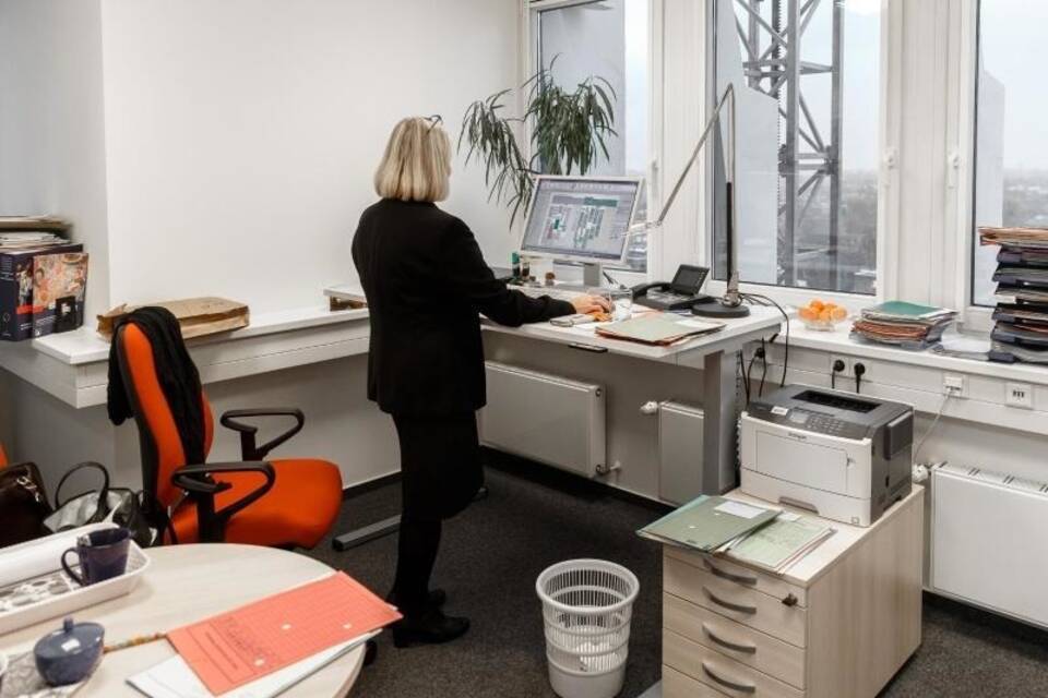 Steharbeitsplatz in Büro