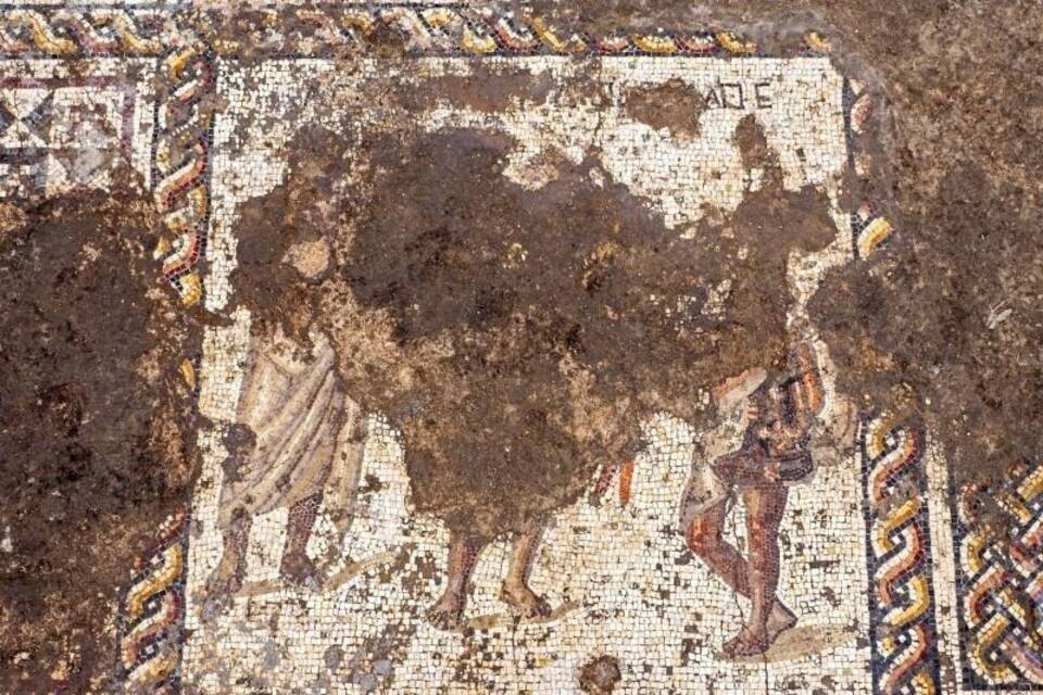 1700 Jahre altes buntes Mosaik