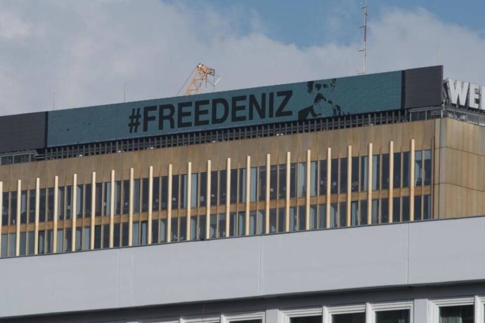 Deniz Yücel kommt frei