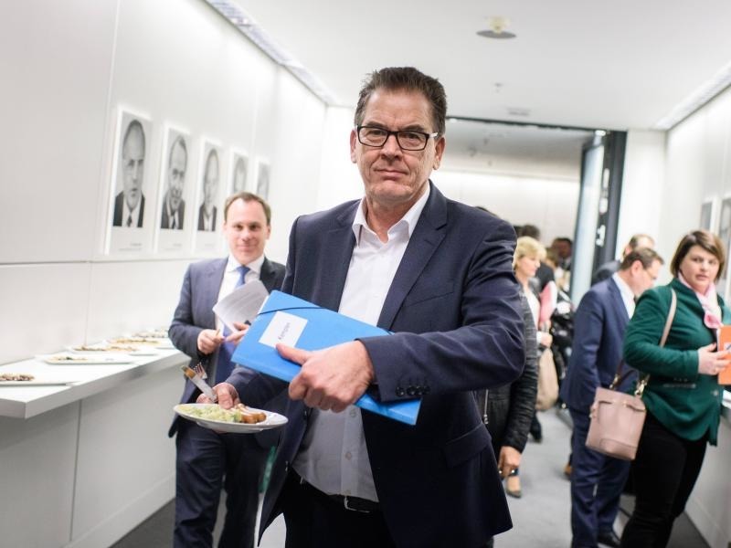Bewerbung: Entwicklungsminister Müller: «Ich kämpfe um den ...