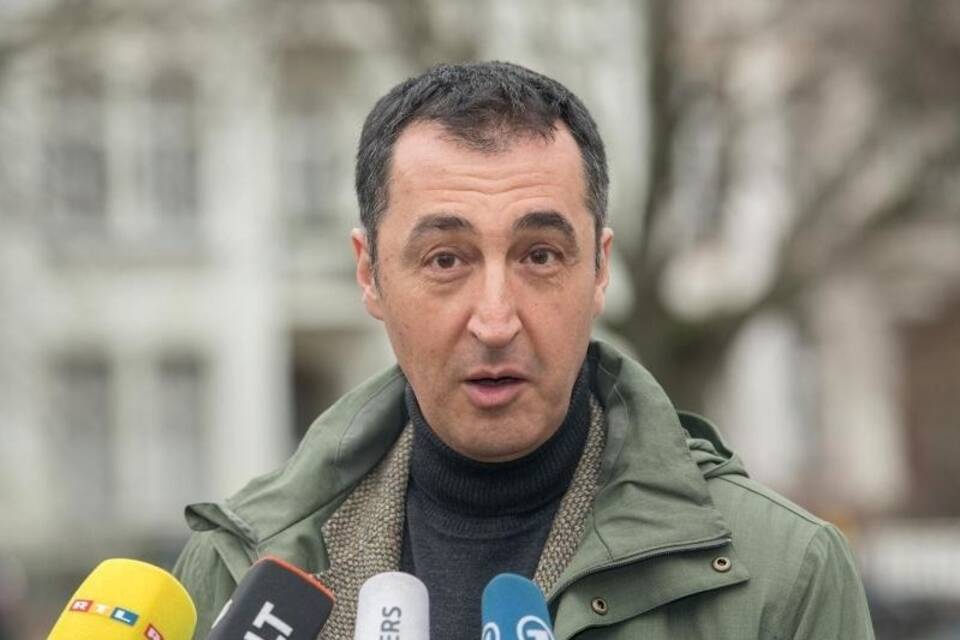 Cem Özdemir Cem Özdemir
