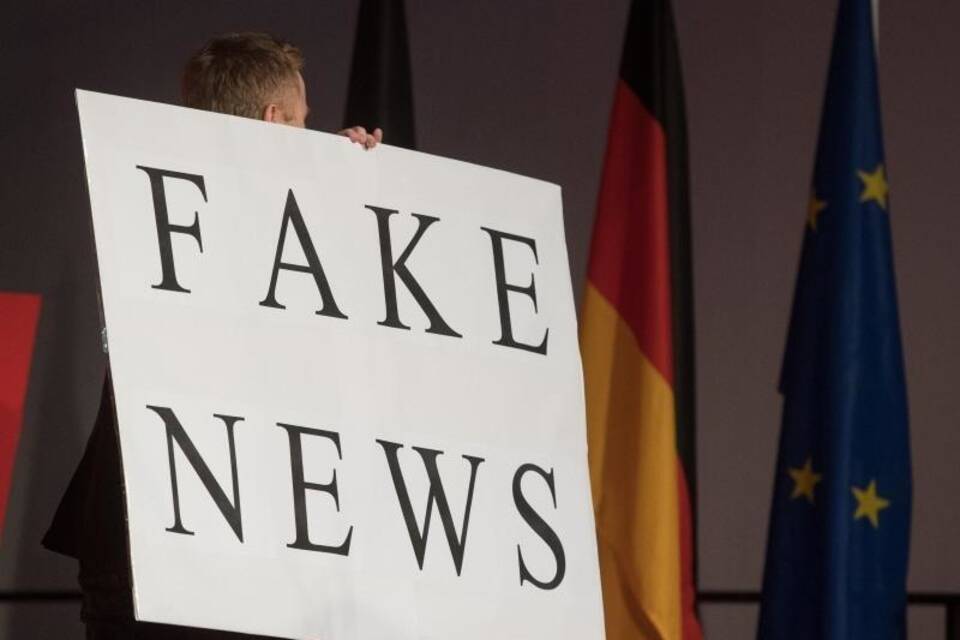 "Fake News"
