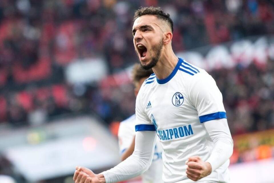 Nabil Bentaleb Nabil Bentaleb