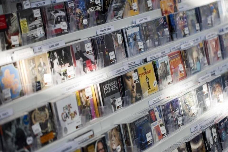 CDs noch immer umsatzstärker als Streaming CDs noch immer umsatzstärker als Streaming