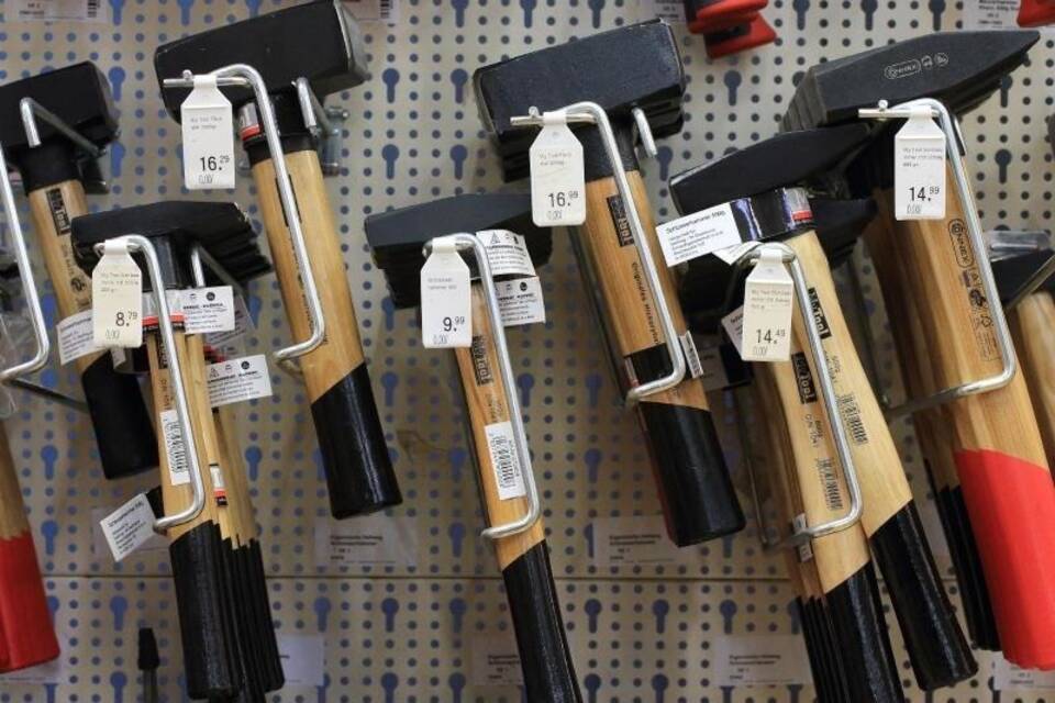 Im Baumarkt Im Baumarkt