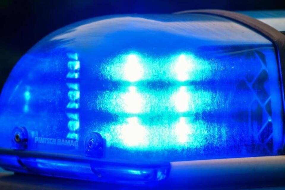 Blaulicht auf Polizeiwagen Blaulicht auf Polizeiwagen
