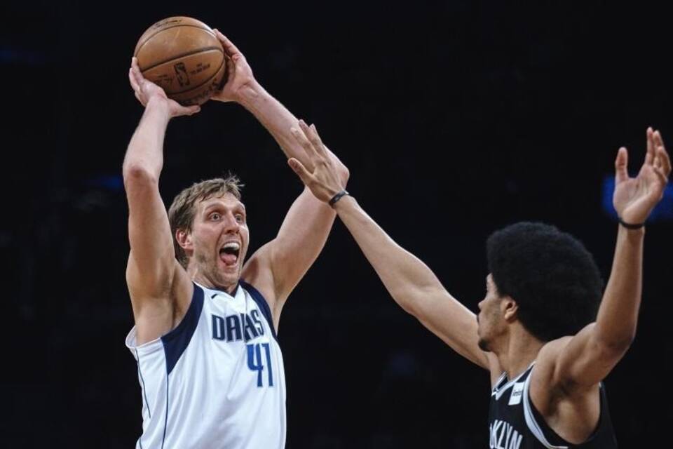 Dirk Nowitzki Dirk Nowitzki