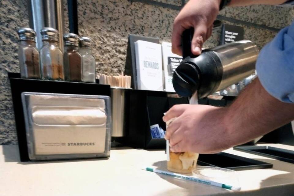 Starbucks-Filiale Starbucks-Filiale
