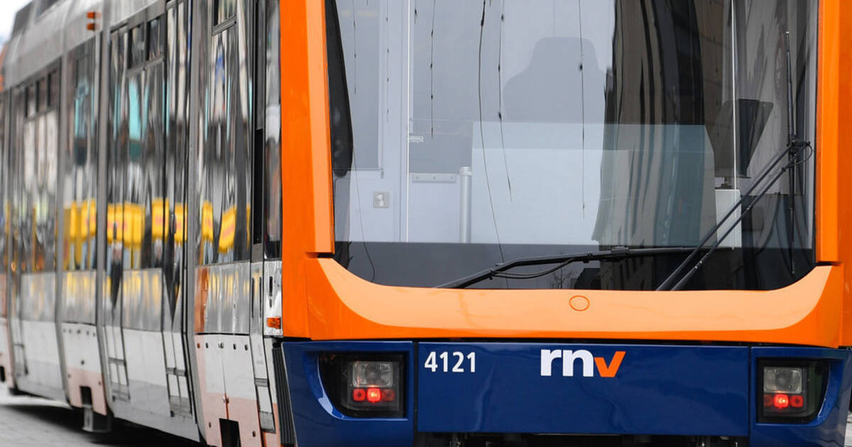 Deutsches Mädchen Wird Im Bus Belästigt Deutsches Mädchen Wird Im Bus Belästigt