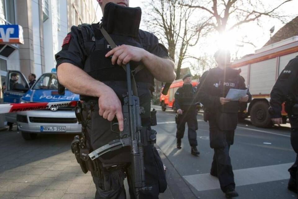 Polizisten Polizisten