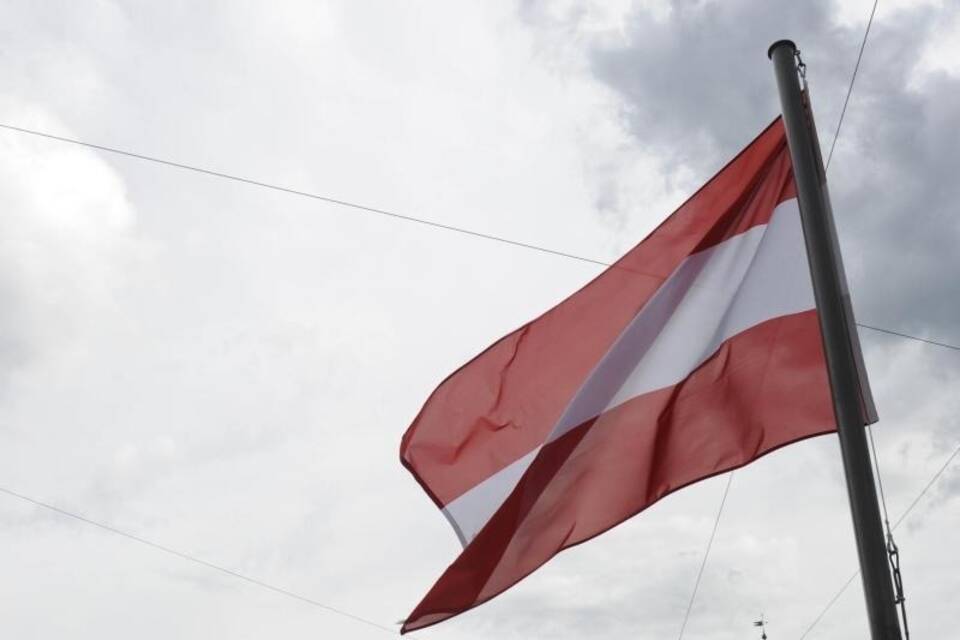 Österreichische Flagge Österreichische Flagge