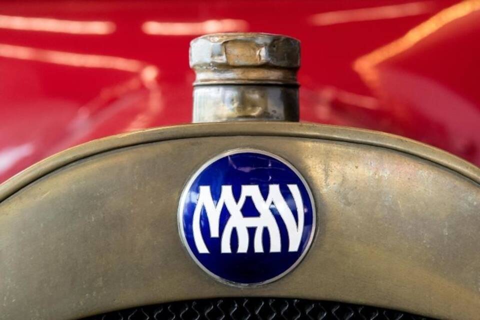MAN MAN