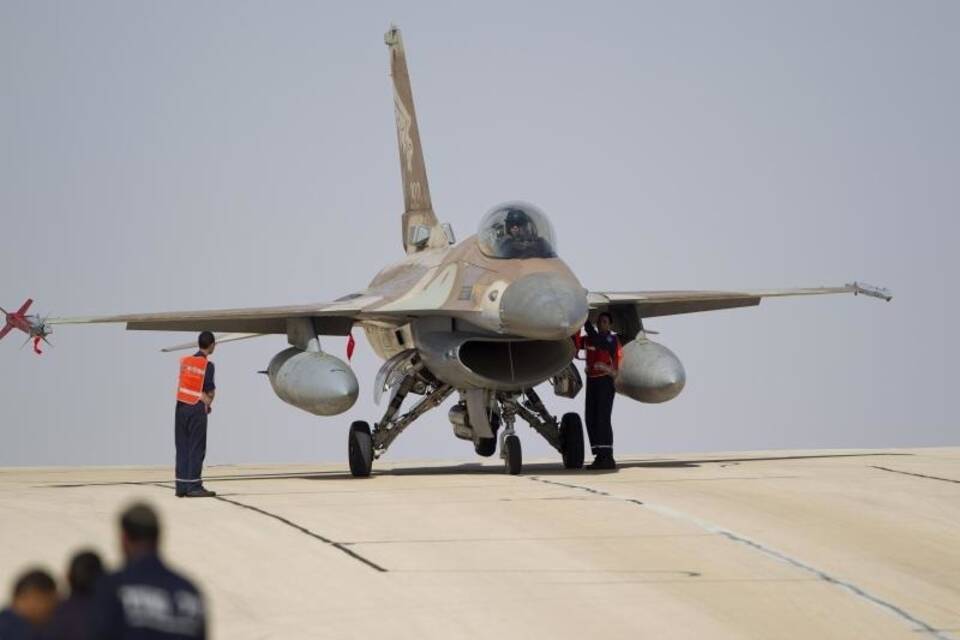 Israelischer F-16-Kampfjet Israelischer F-16-Kampfjet