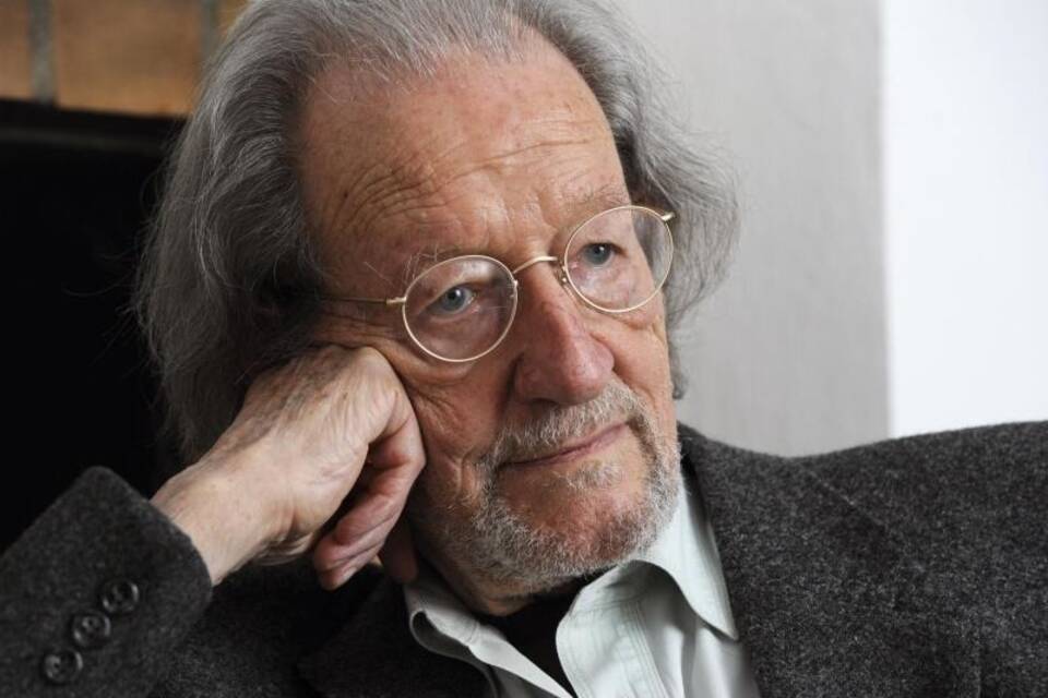 Dieter Lattmann Dieter Lattmann