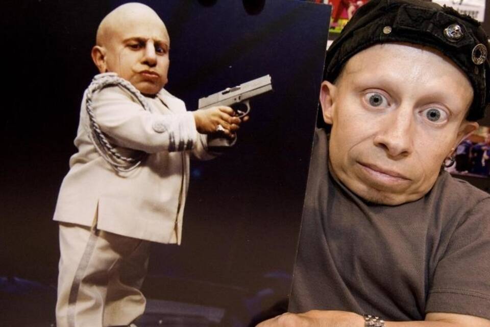 Verne Troyer Verne Troyer