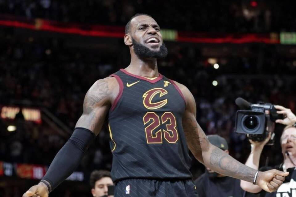LeBron James LeBron James