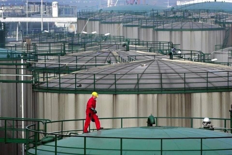 Tanks im Hamburger Hafen Tanks im Hamburger Hafen