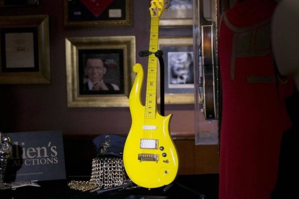 «Yellow Cloud»-Gitarre
