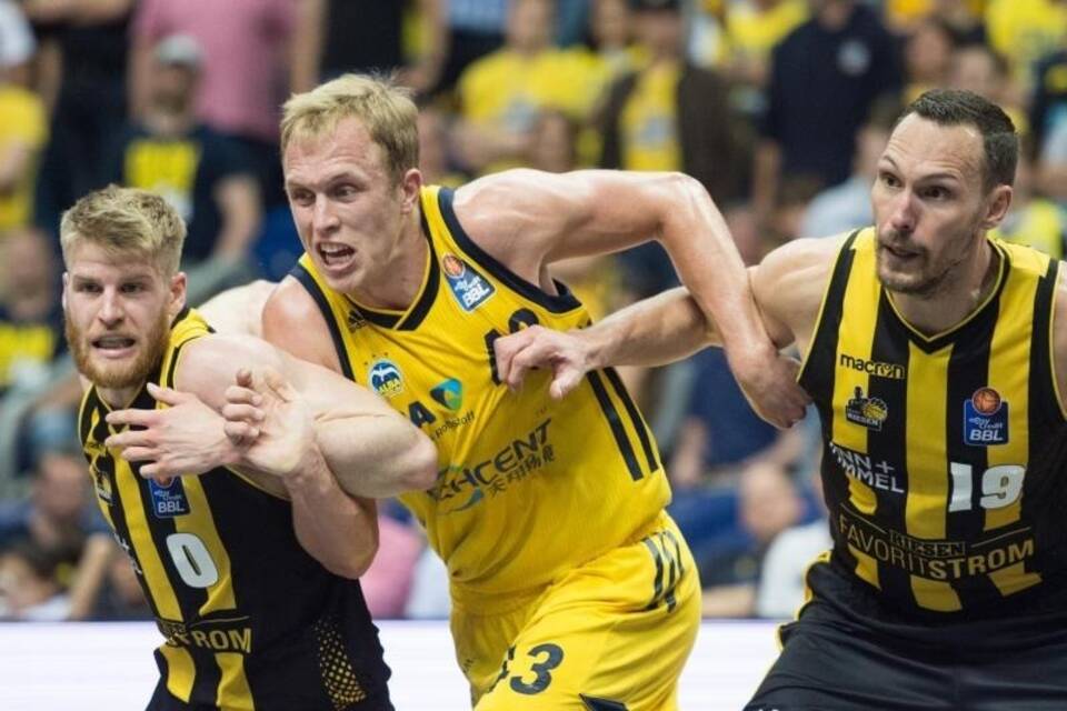 Hitziges Duell Hitziges Duell