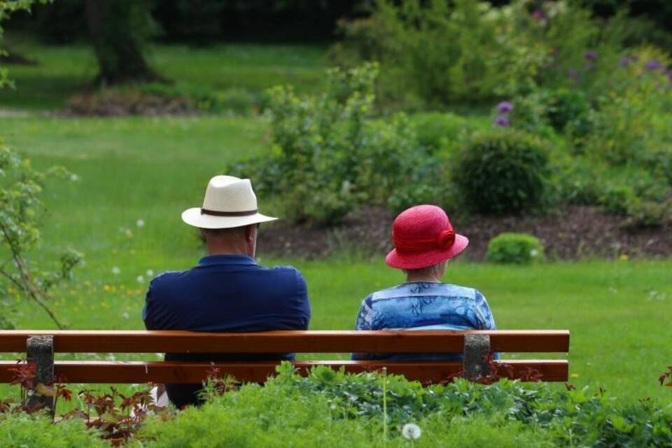 Rentner im Park