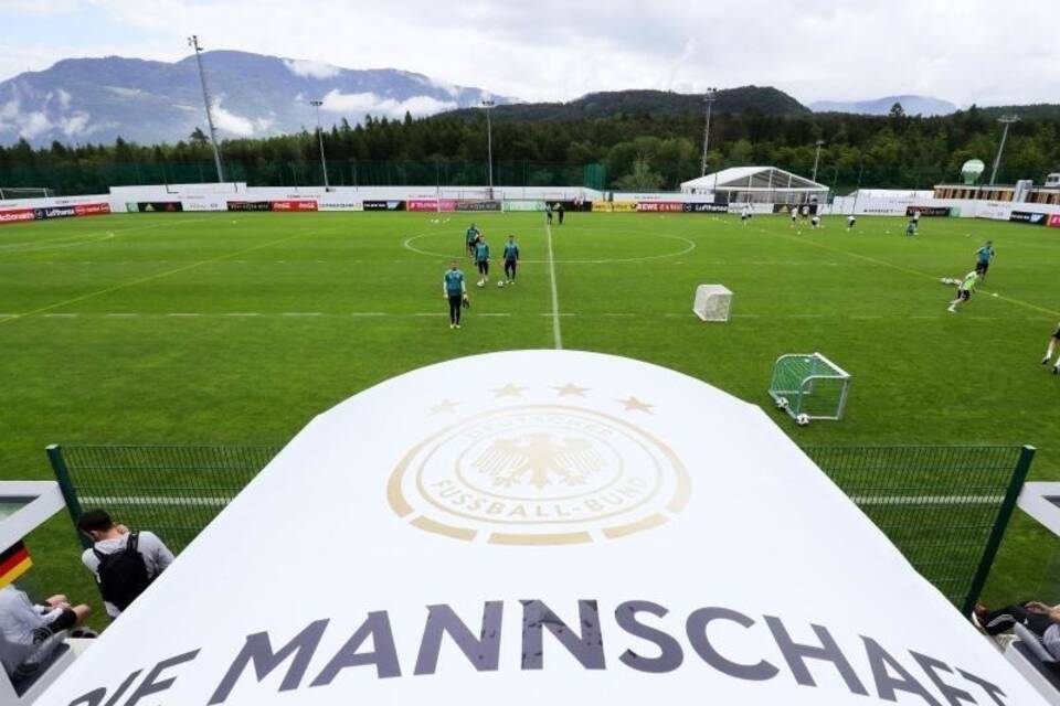 DFB-Trainingscamp DFB-Trainingscamp